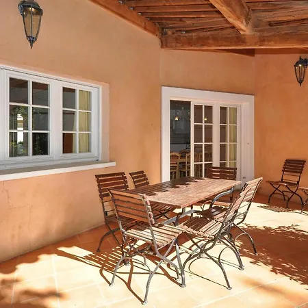 4 Bedroom Gorgeous In